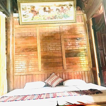 Minh Ngoc Homestay Dien Bien Phu Ban Him Lom Bagian luar foto