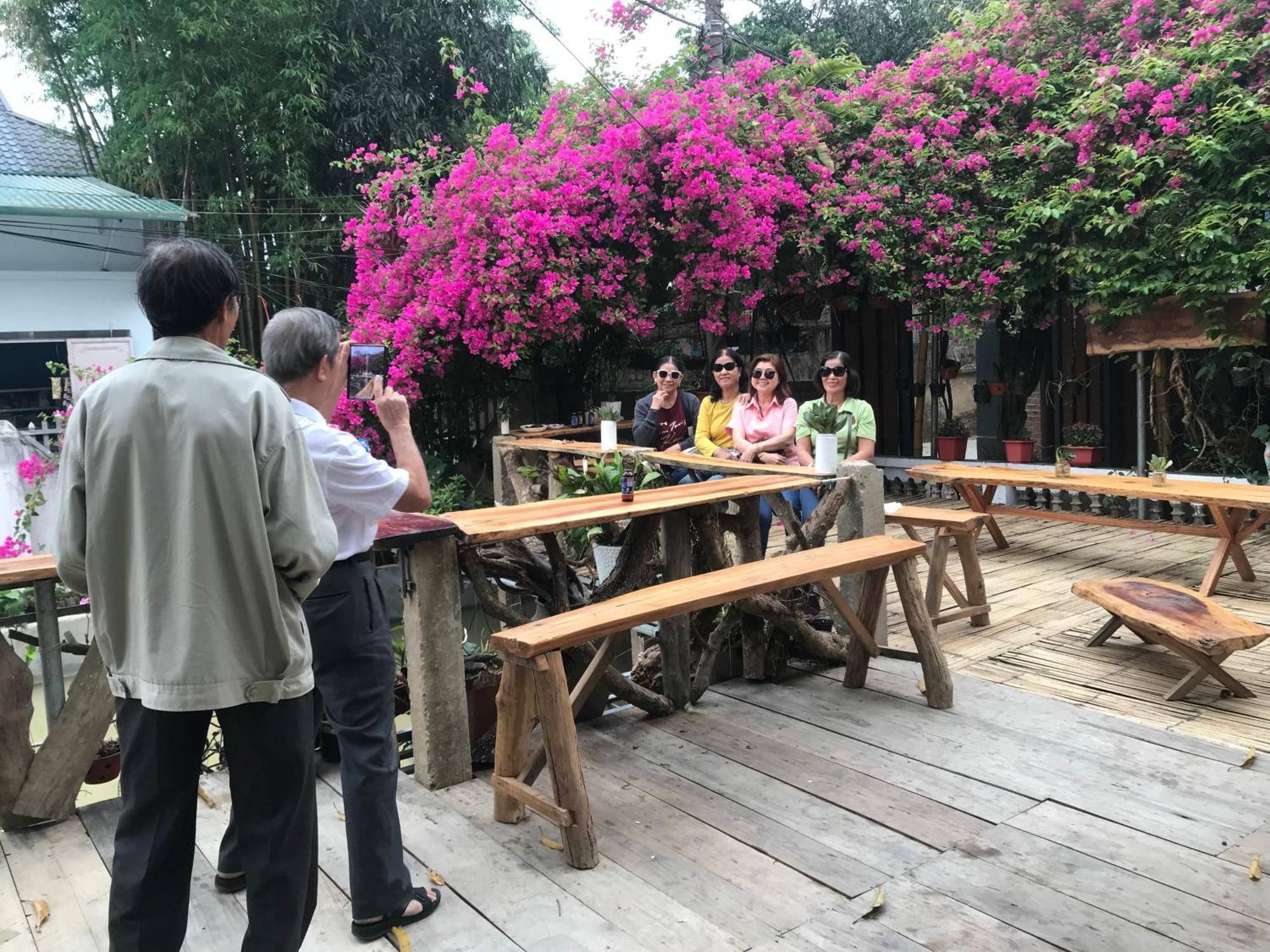 Minh Ngoc Homestay Dien Bien Phu Ban Him Lom Bagian luar foto